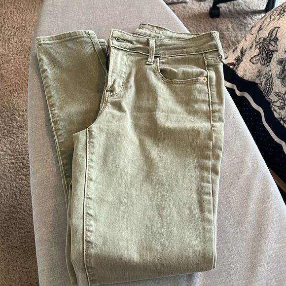 Old navy rockstar mid rise jeans - Picture 1 of 7